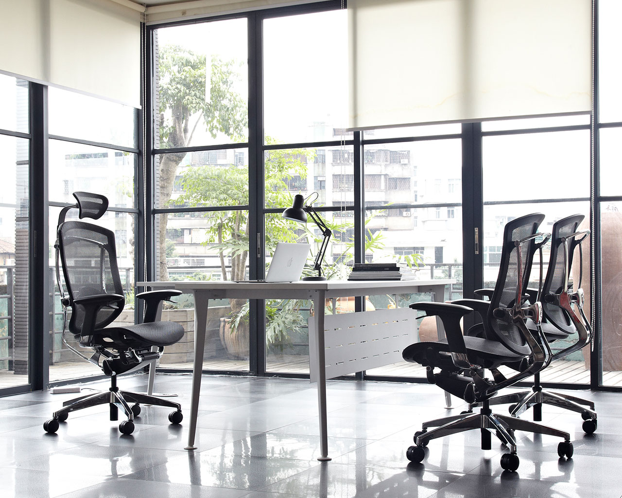 Borgo LAqua Conference and Task